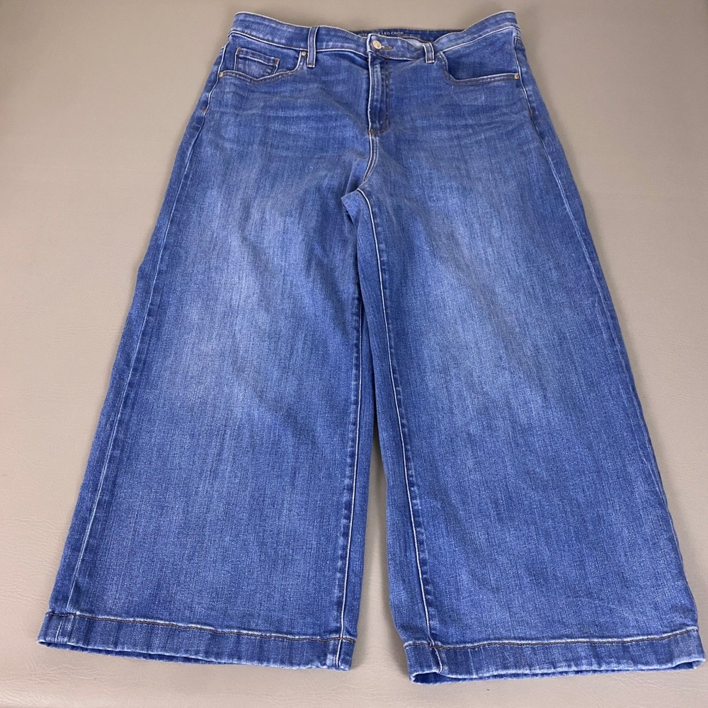 Chicos High Rise Wide Leg Crop Jeans Size 3 US 16 Blue Medium Wash Stretch Denim